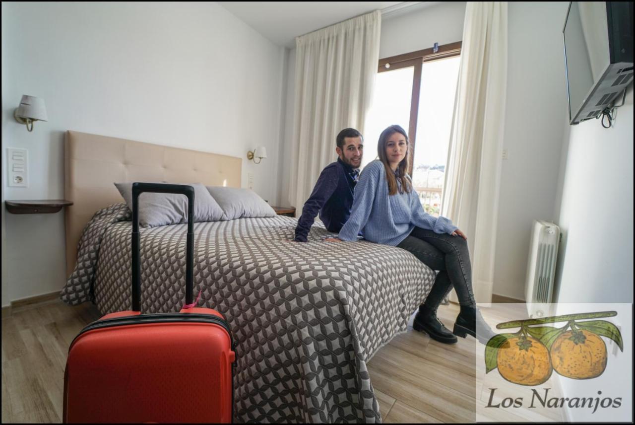 Hostal Y Apartamento Rural Los Naranjos Melegis 外观 照片