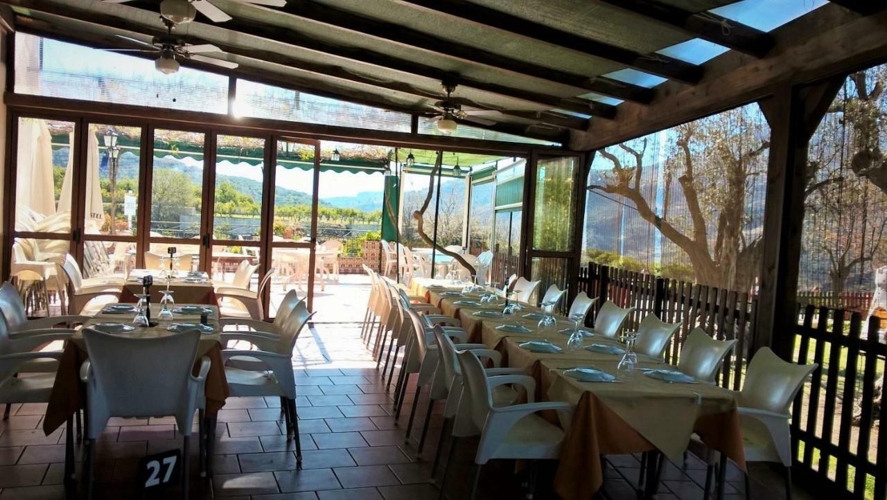 Hostal Y Apartamento Rural Los Naranjos Melegis 外观 照片
